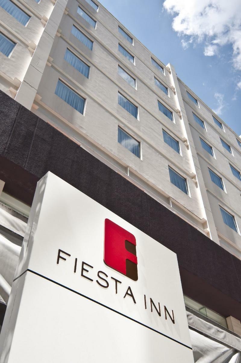 Fiesta Inn Express Puebla Explanada Exterior photo